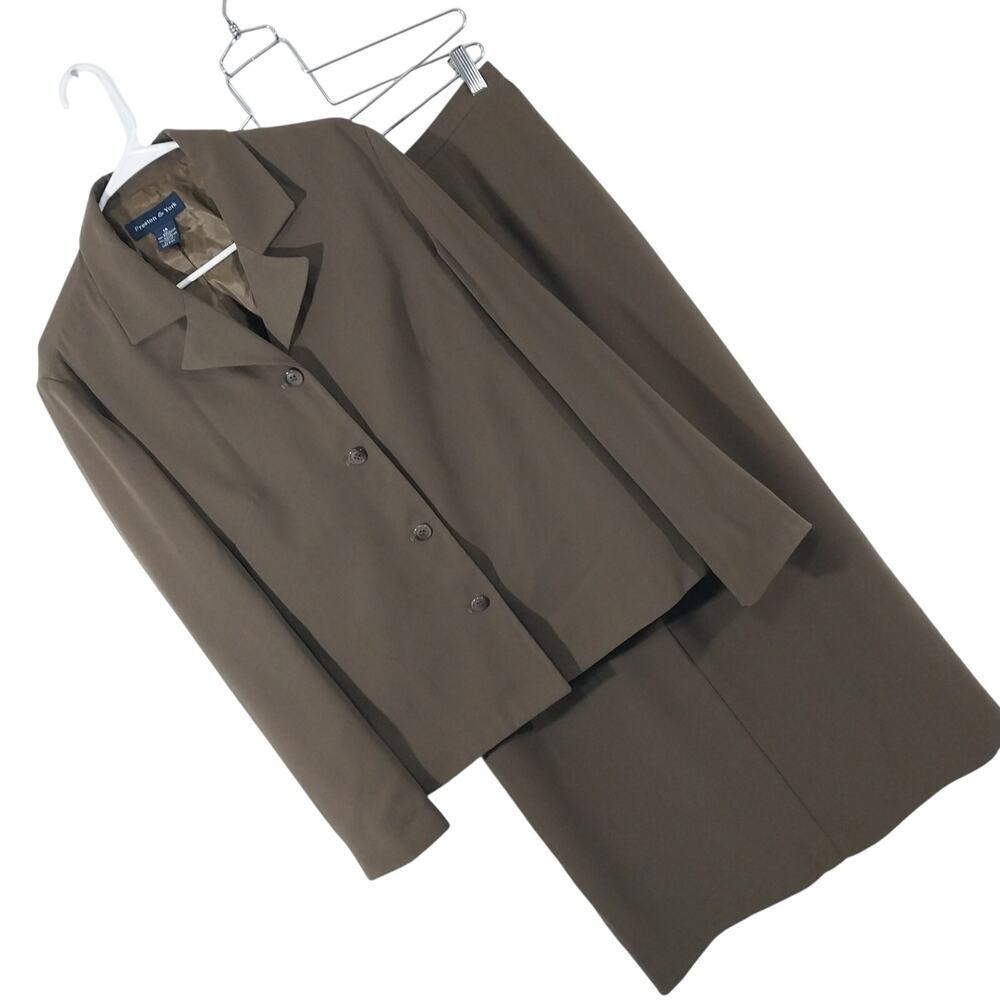PRESTON & YORK! KHAKI GREEN DRAPEY, FLOWING MICROFIBER 2PC PANTS SUIT! SZ 14 - Picture 13 of 13